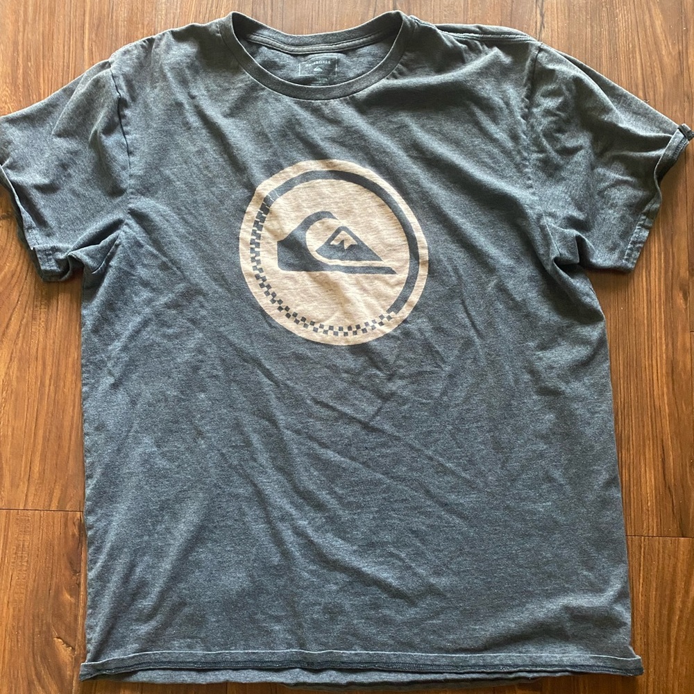 Quicksilver T-shirt
